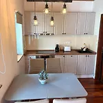 Bleu Fontaine Apartment *