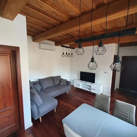Apartment Bleu Fontaine *