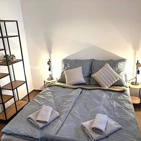 Апартаменты Bleu Fontaine